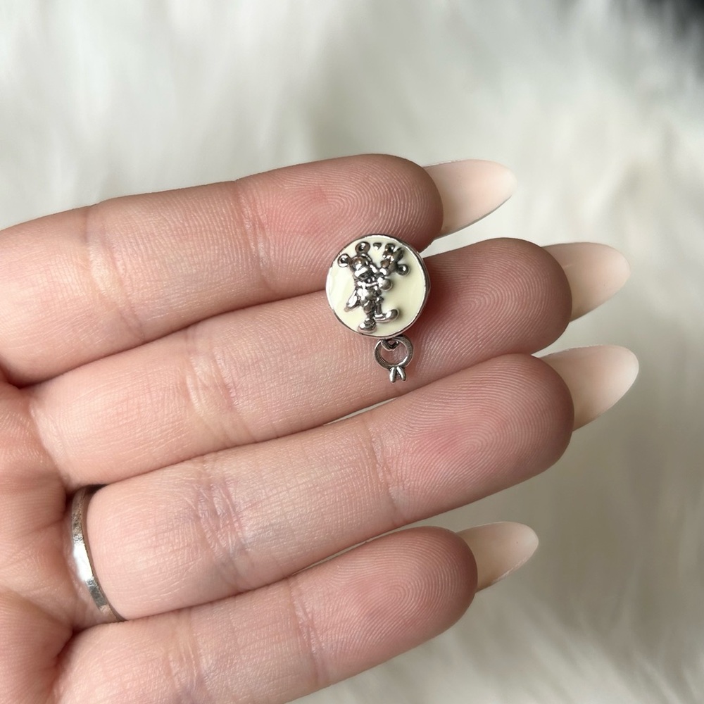 Pandora Disney Mickey Holding Minnie Engagement Charm